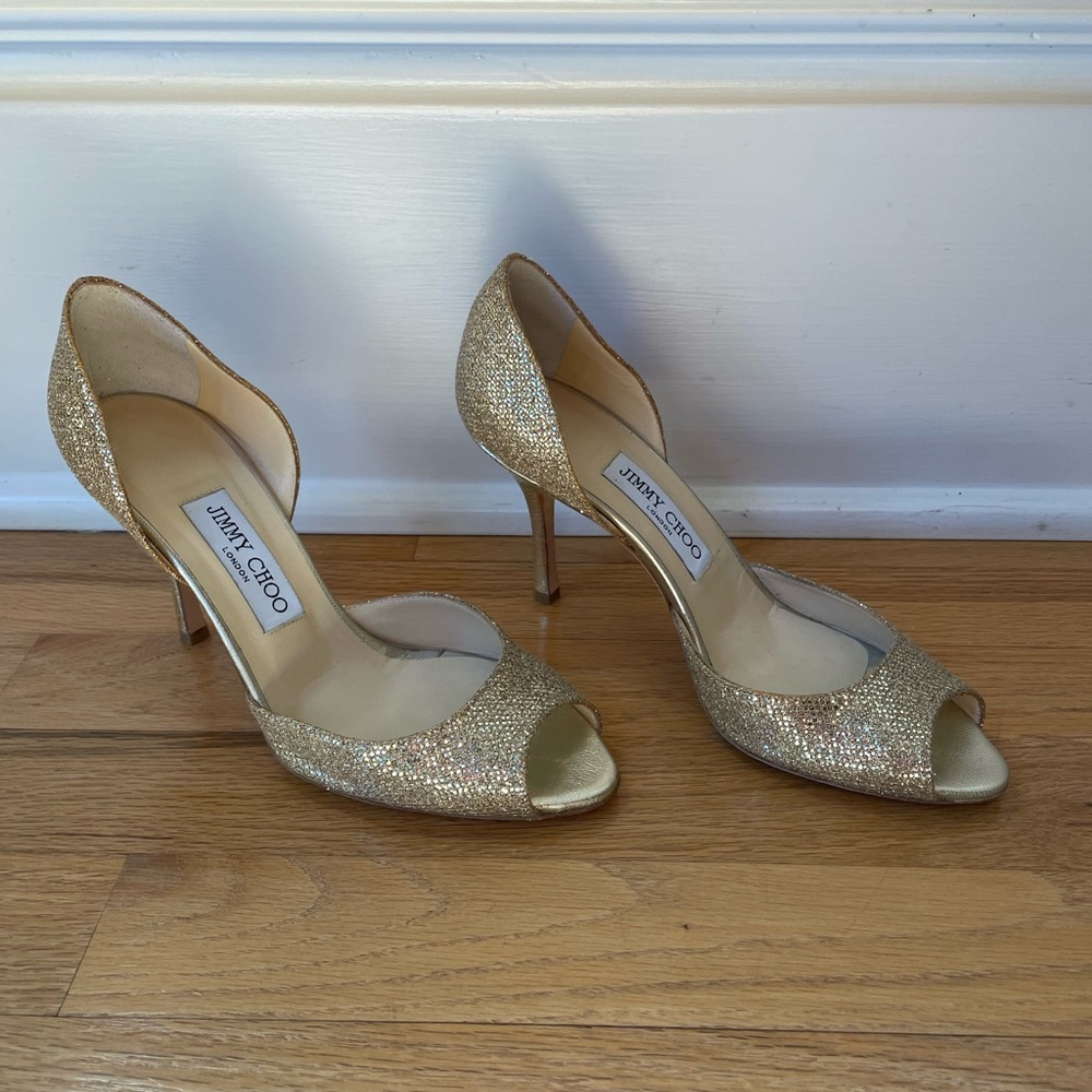 Jimmy Choo Logan GFA Gold Glitter Peep Toe Dorsay Pumps in Size 38